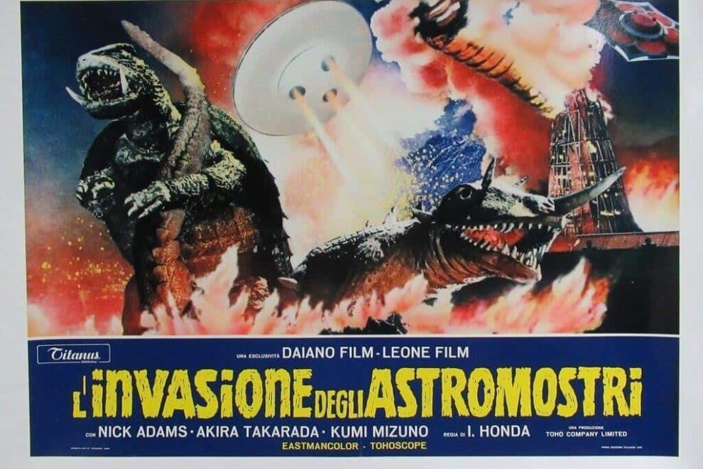 Linen Backed Italian Poster for Invasion of the Astro-Monster